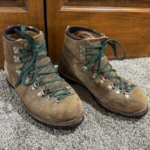Vasque Men's Sundowner Mountain Boots M10.5